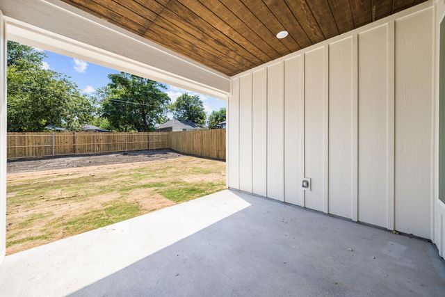 3203 NW 33rd Street, Fort Worth, TX 76106