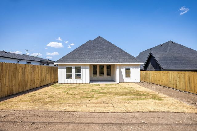 3203 NW 33rd Street, Fort Worth, TX 76106