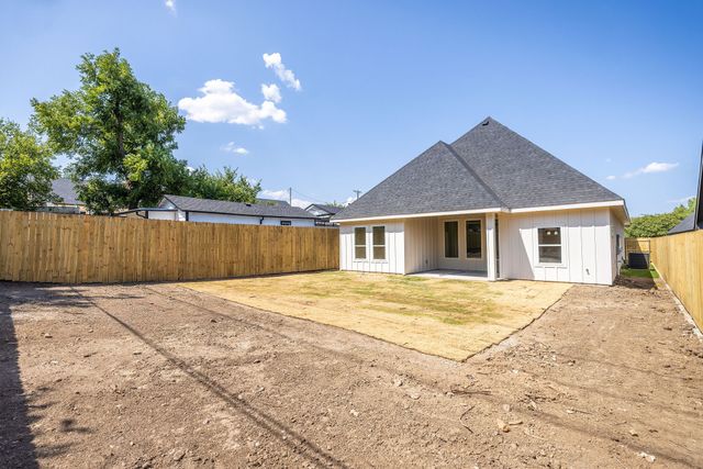 3203 NW 33rd Street, Fort Worth, TX 76106