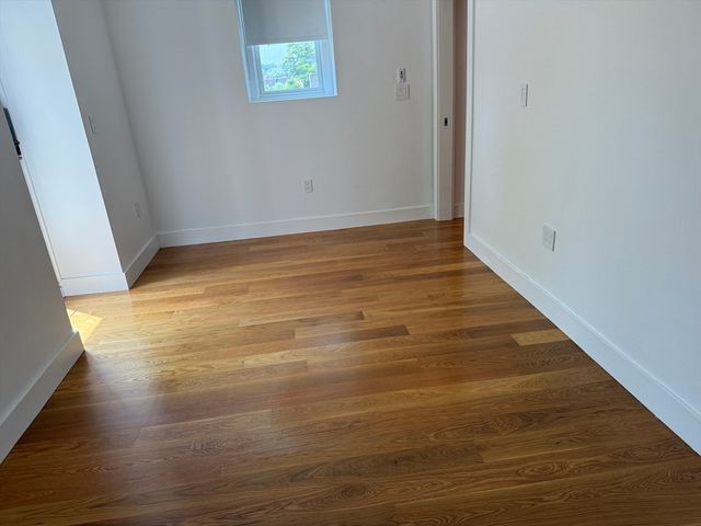 82 Lancaster Road 2, Brookline, MA 02446