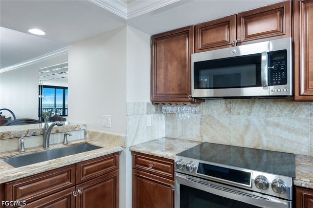 15031 Punta Rassa RD 1105, Fort Myers, FL 33908