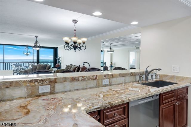 15031 Punta Rassa RD 1105, Fort Myers, FL 33908