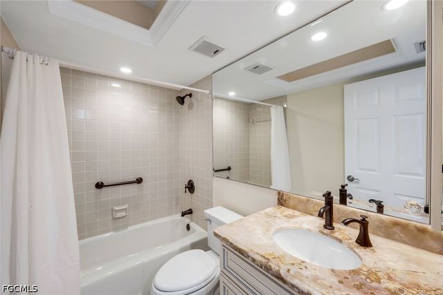 15031 Punta Rassa RD 1105, Fort Myers, FL 33908