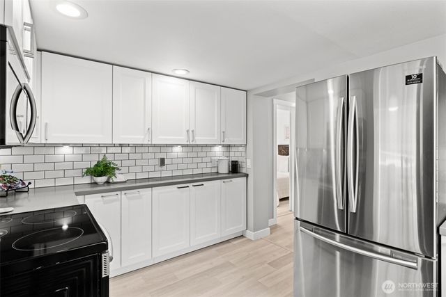 523 Williams Avenue S, Renton, WA 98057