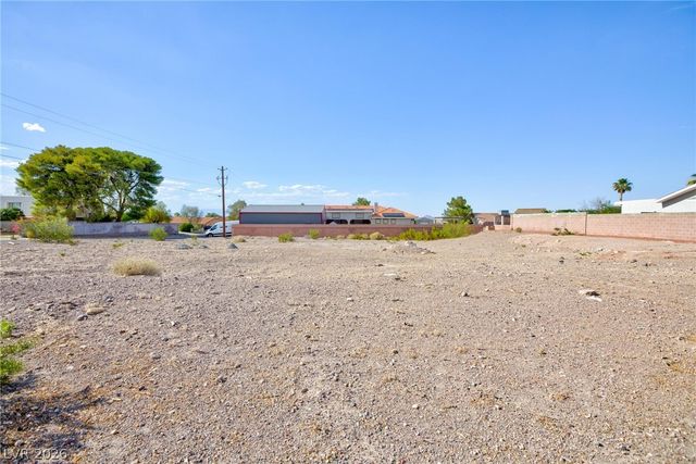 350 East Kimberly Drive, Henderson, NV 89015