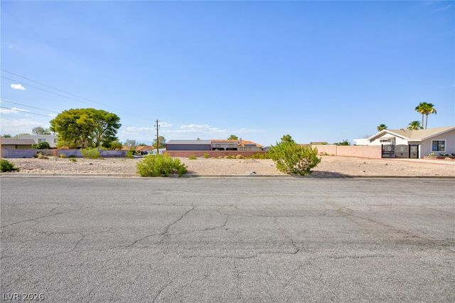 350 East Kimberly Drive, Henderson, NV 89015