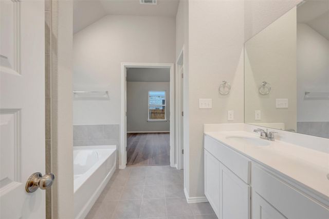 118 Big Banyan DR, Dripping Springs, TX 78620