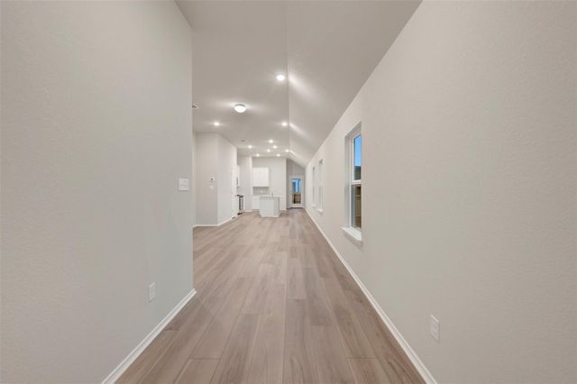 118 Big Banyan DR, Dripping Springs, TX 78620