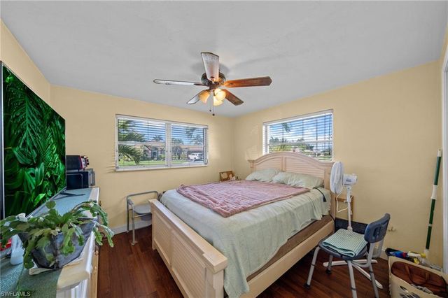 225 SW 45th TER, Cape Coral, FL 33914