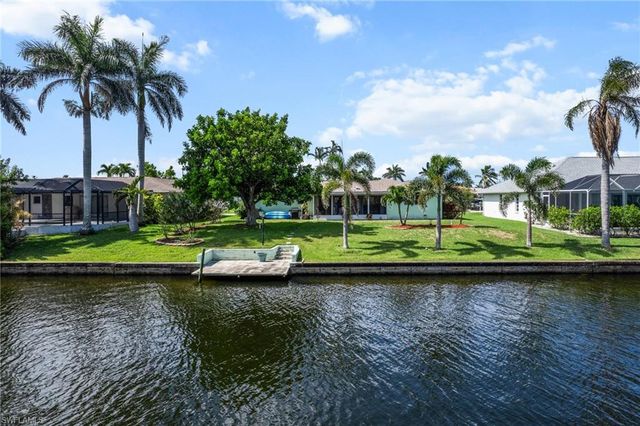 225 SW 45th TER, Cape Coral, FL 33914