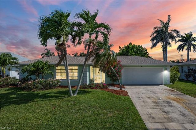 225 SW 45th TER, Cape Coral, FL 33914