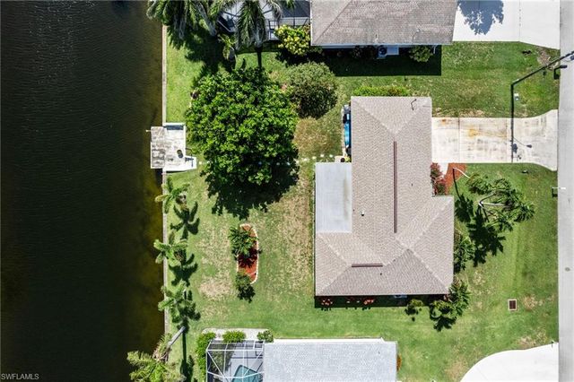 225 SW 45th TER, Cape Coral, FL 33914