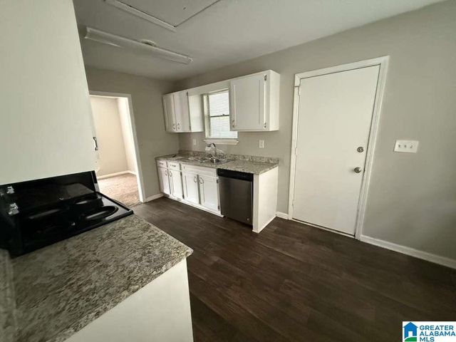 229 11TH COURT W, Birmingham, AL 35204