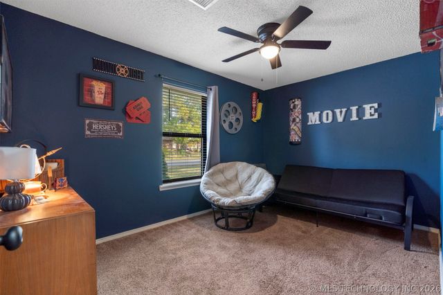 4111 W Pipestem Drive, Skiatook, OK 74070