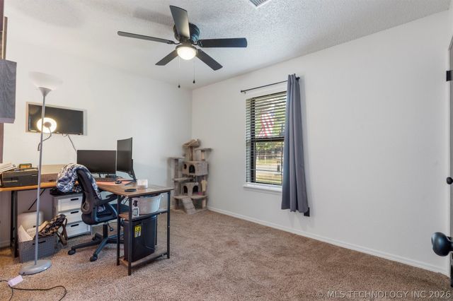 4111 W Pipestem Drive, Skiatook, OK 74070