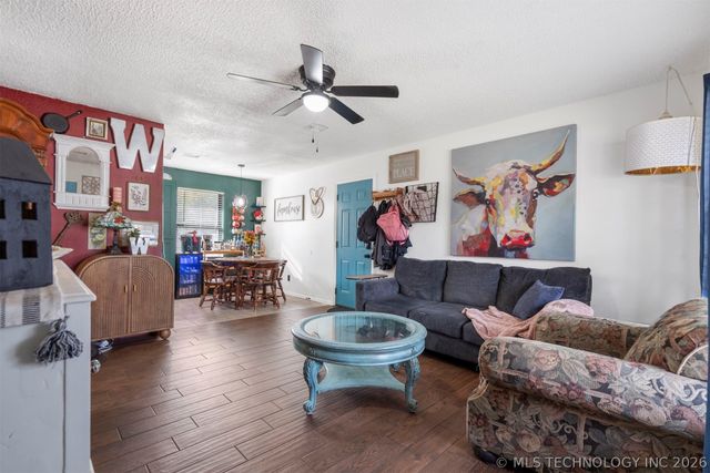 4111 W Pipestem Drive, Skiatook, OK 74070