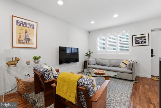 1512 MONTROSE ST, Philadelphia, PA 19146