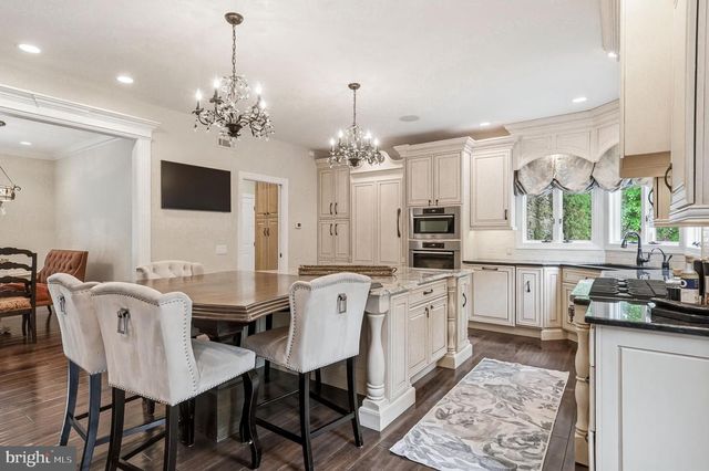 53 STANWYCK RD, Mount Laurel, NJ 08054