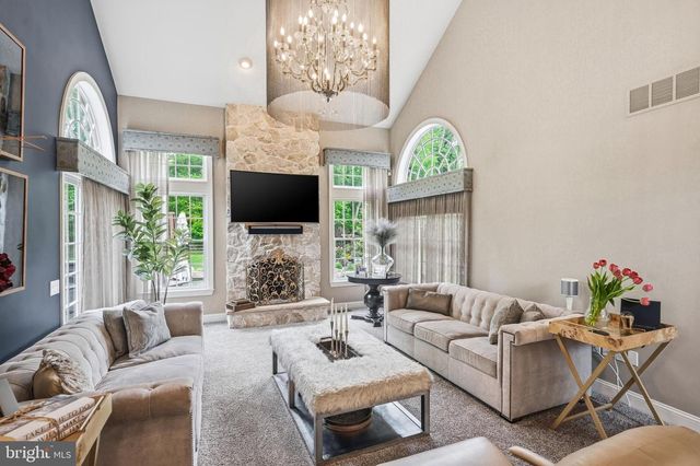 53 STANWYCK RD, Mount Laurel, NJ 08054