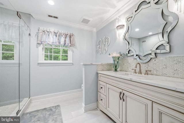 53 STANWYCK RD, Mount Laurel, NJ 08054