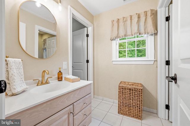 53 STANWYCK RD, Mount Laurel, NJ 08054
