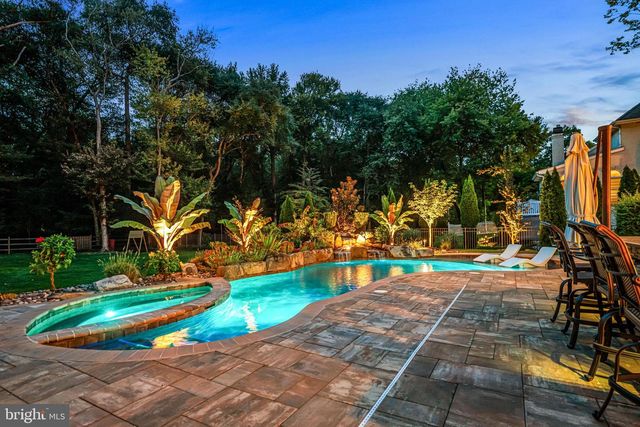 53 STANWYCK RD, Mount Laurel, NJ 08054