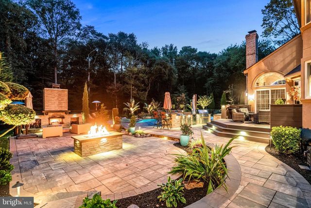 53 STANWYCK RD, Mount Laurel, NJ 08054