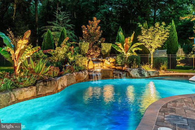 53 STANWYCK RD, Mount Laurel, NJ 08054