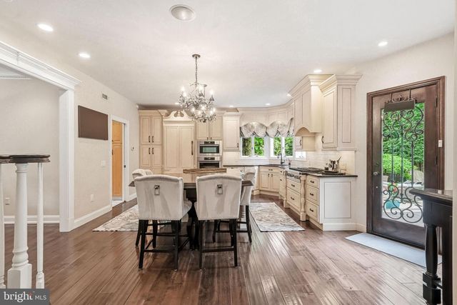 53 STANWYCK RD, Mount Laurel, NJ 08054