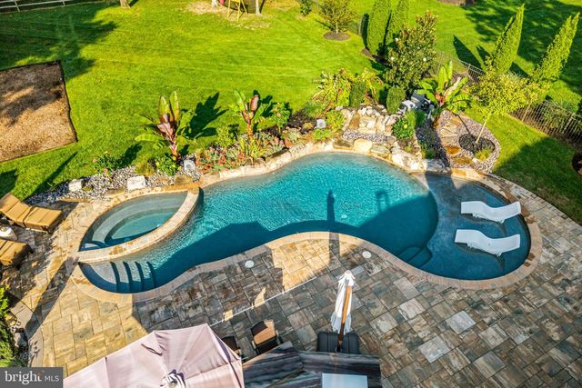 53 STANWYCK RD, Mount Laurel, NJ 08054