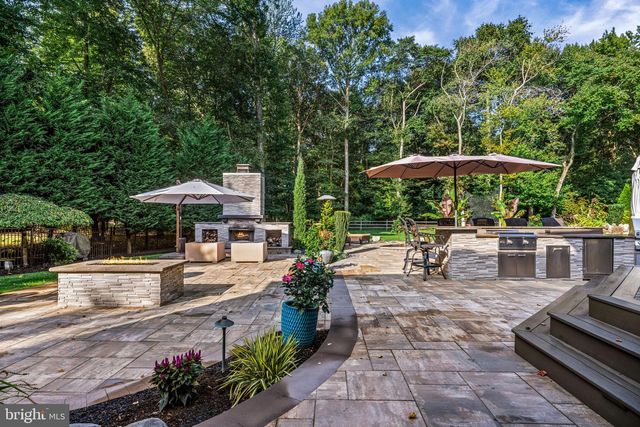 53 STANWYCK RD, Mount Laurel, NJ 08054