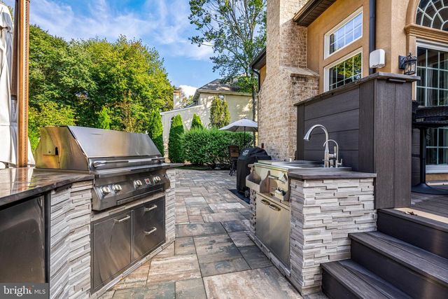53 STANWYCK RD, Mount Laurel, NJ 08054