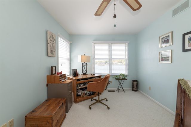 1401 E Crooked Lake Drive, Kalamazoo, MI 49009