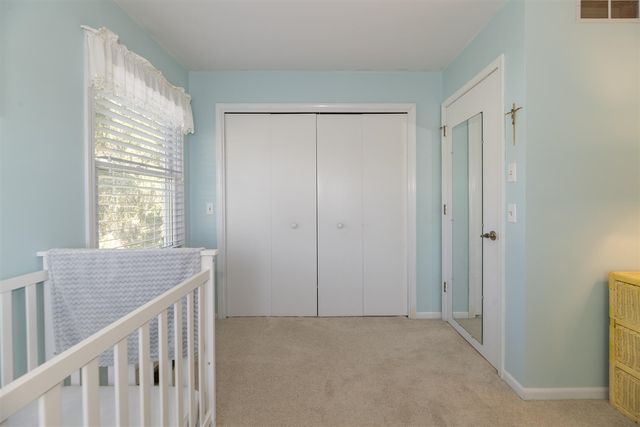 1401 E Crooked Lake Drive, Kalamazoo, MI 49009