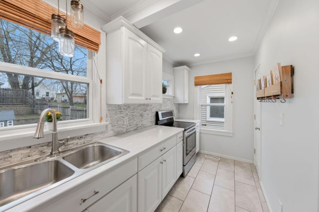 3619 Halifax Avenue N, Robbinsdale, MN 55422