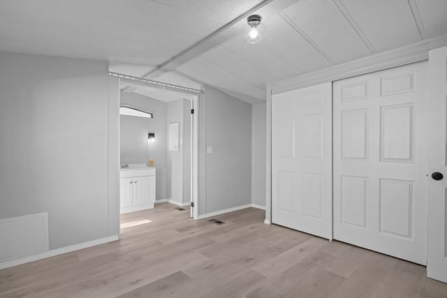 548 Kenyon Avenue 4, Attleboro, MA 02703