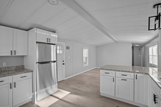 548 Kenyon Avenue 4, Attleboro, MA 02703