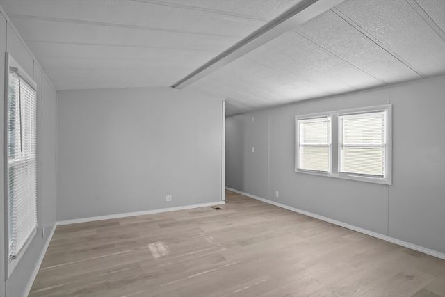 548 Kenyon Avenue 4, Attleboro, MA 02703