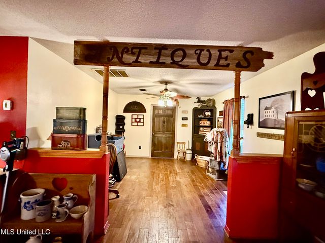 15304 Old River Road, Vancleave, MS 39565