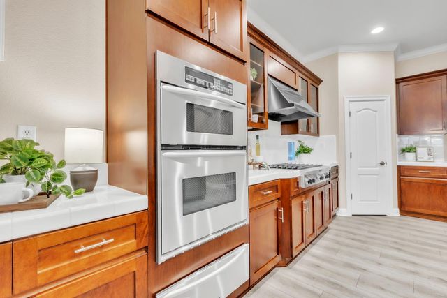 2173 Viola Way, Roseville, CA 95661