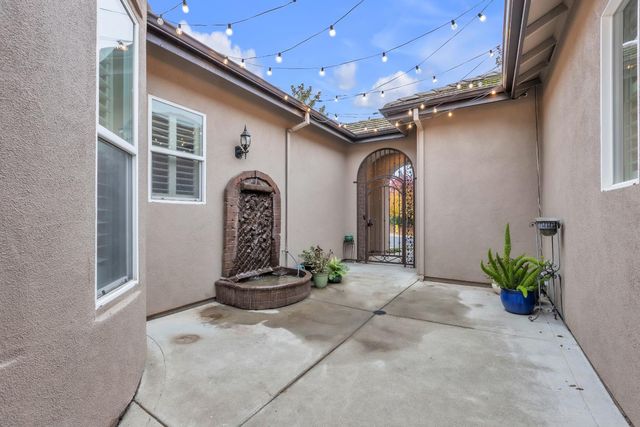 2173 Viola Way, Roseville, CA 95661