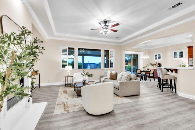 2173 Viola Way, Roseville, CA 95661