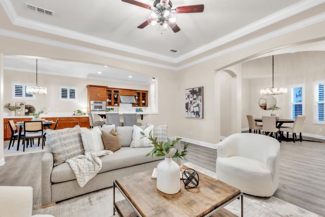 2173 Viola Way, Roseville, CA 95661