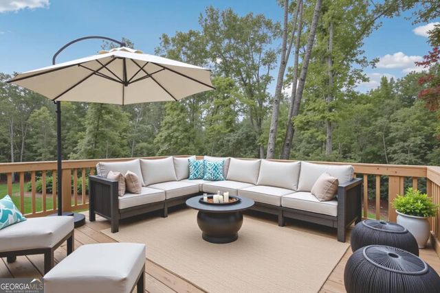 676 Continental Drive, Mcdonough, GA 30253