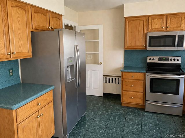 370 Washington Avenue, Patchogue, NY 11772