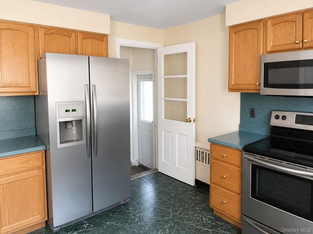 370 Washington Avenue, Patchogue, NY 11772