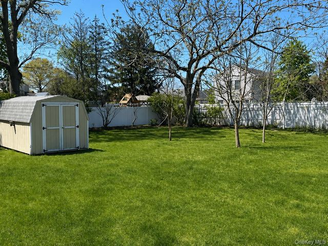 370 Washington Avenue, Patchogue, NY 11772