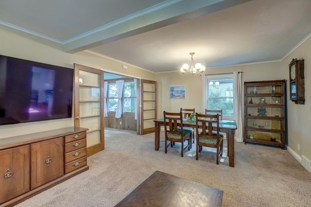 950 Juno Avenue, Saint Paul, MN 55102