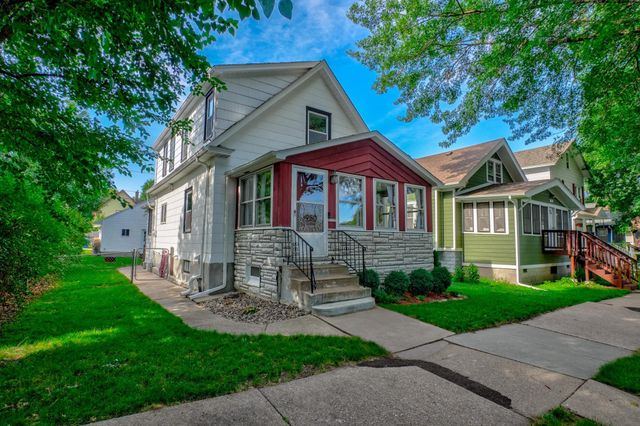 950 Juno Avenue, Saint Paul, MN 55102