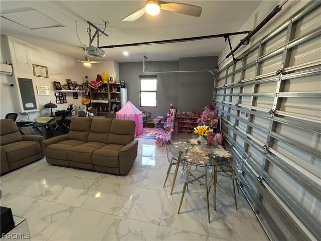 2509 65th ST W, Lehigh Acres, FL 33971